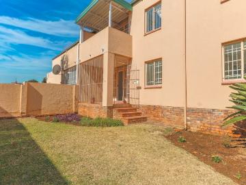 2 Bedroom Apartment in Moreletapark