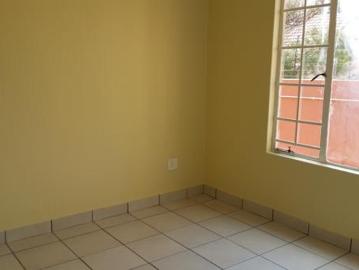 2 Bedroom Apartment in Newlands