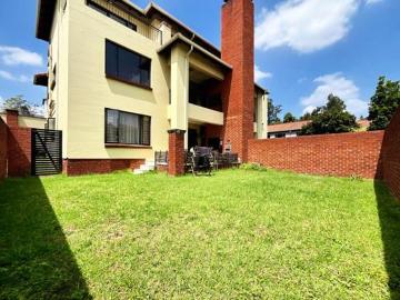 2 Bedroom Apartment in Douglasdale
