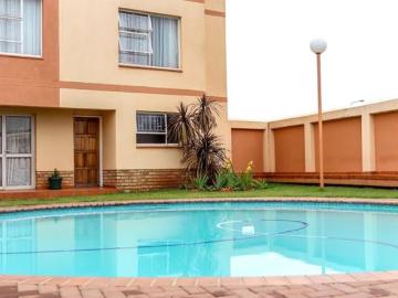 2 Bedroom Apartment in Kanoniers Park
