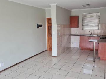 2 Bedroom Apartment in Parkrand