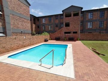 2 Bedroom Apartment in Ravenswood