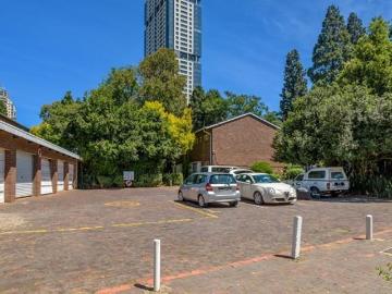 2 Bedroom Apartment in Sandown