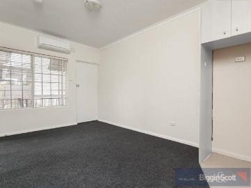 2 Bedroom Apartment Richmond VIC 105335430