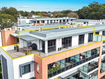 2 Bedroom Apartment St Ives, 103577012