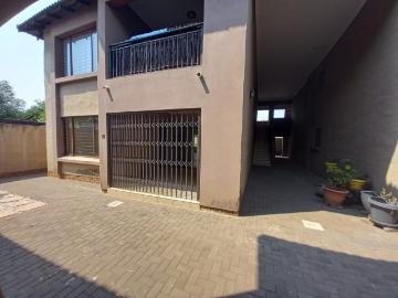 2 Bedroom Apartment To Let in Dalview