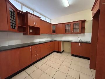 2 Bedroom Apartment To Let in Quigney