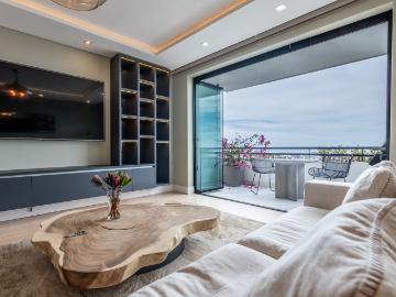2 Bedroom Apartment To Let in Sea Point