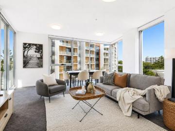 2 Bedroom Apartment Wolli Creek NSW 103118806