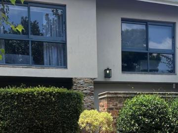2 Bedroom Garden Cottage To Let in Saxonwold