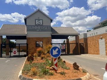 2 Bedroom Duplex To Let in Blue Hills