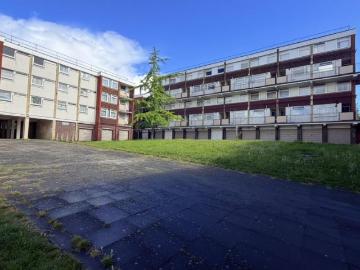 2 bedroom flat for sale