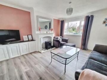 2 Bedroom Flat For Sale In Pencoed