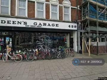 2 bedroom flat for rent in Croydon Road, Beckenham, BR3