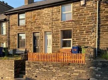 2 Bedroom House For Sale In Ffestiniog