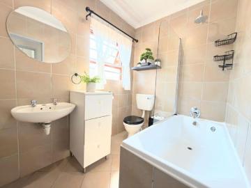 2 Bedroom House in Brentwood Park
