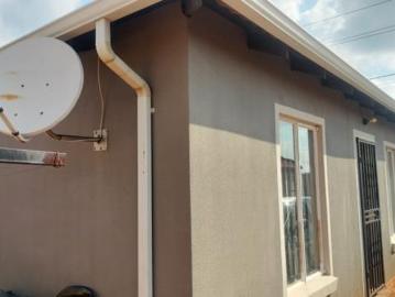 2 Bedroom House in Gem Valley