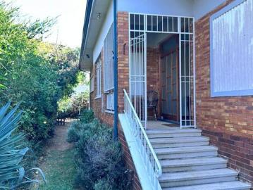 2 Bedroom house to rent in Orange Grove, Johannesburg