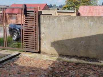 2 Bedroom house to rent in Orlando West, Soweto