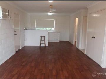 2 BEDROOM IMMACULATE UNIT IN GREAT LOCATION AVAILABLE NOW