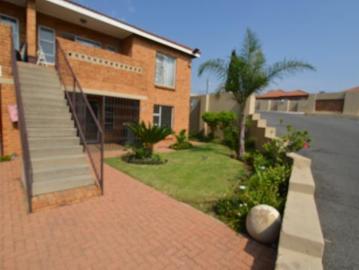 2 Bedroom Simplex in Birchleigh