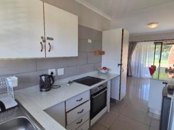 2 Bedroom Simplex in Shelly Beach