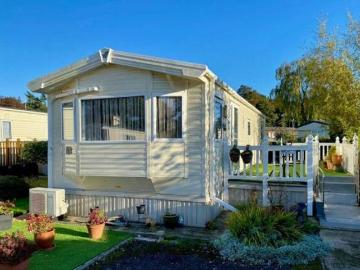 2 Bedroom Park Home For Sale In Overstone Lakes