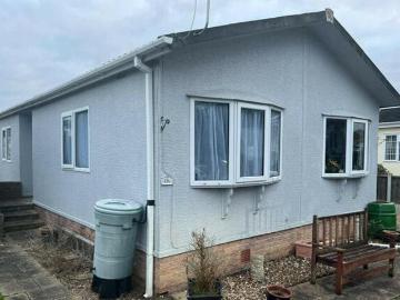 2 Bedroom Park Home For Sale In Kent