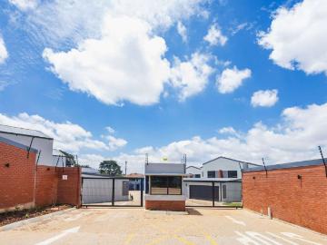 2 Bedroom Townhouse to rent in Olympus