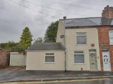 2 bedroom terraced house for rent in Stafford Street...