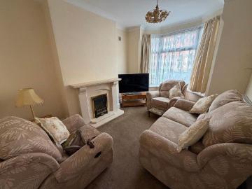 2 bedroom terraced house to rent