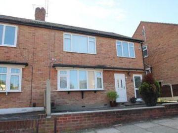 2 Bedrooms Maisonette for sale in The Holt, Ilford IG6