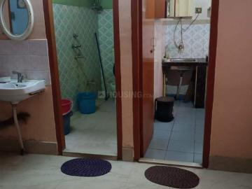 2 BHK Apartment in Dhakuria for rent Kolkata. The...