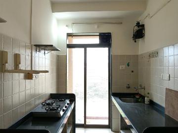 2 BHK Apartment in Hiranandani Estate for resale Thane....