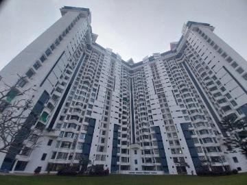 2 BHK Apartment in Prabhadevi for resale Mumbai. The...