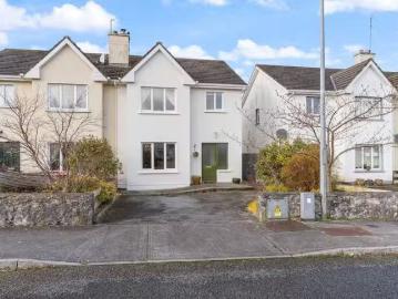 2 Cregg View, Oughterard, Co. Galway, H91A0F3 is for sale