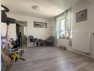 2 Zimmer, 52 m², 2. Stock