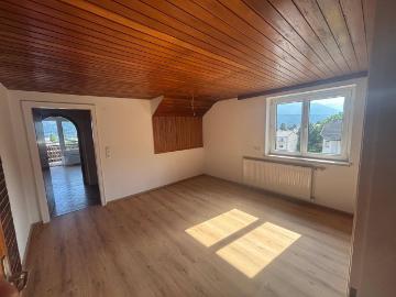 2 Zimmer Dachwohnung mit Traumblick in Innsbruck mit...