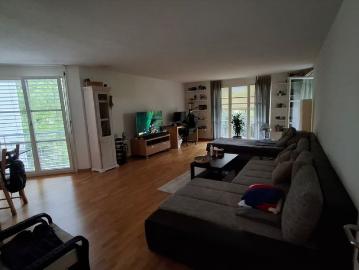 2.5 Zimmer, 76 m², 1. Stock