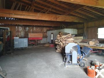 2,8 Ha Grünland + Wohnhaus + Umgebautem Stall +...