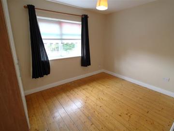 12 Beechfield Way, Clonee, Dublin 15, D15 W7P6 –...