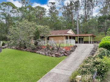 37 Barrabooka Drive, THE GAP, QLD 4061