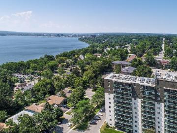 37 Johnson Street 2 Bedroom Apartment for Rent at 37...