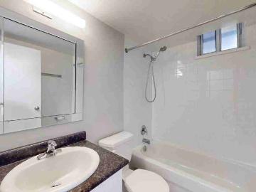 345 Merton Street 1 Bedroom Apartment for Rent at 345...