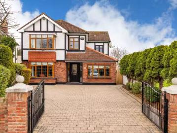 34 St Andrews Park, Swords, Co Dublin, K67D780 is for sale
