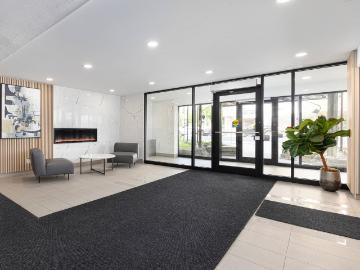 3575 Bathurst Street 2 Bedroom Apartment for Rent at...