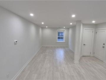 35 WELLINGTON Street Unit# 2U, Brantford, Ontario, N3P1S8