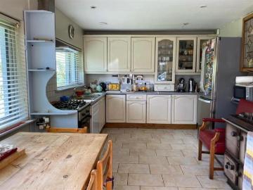 Sale Agreed | Mountanglesby, Clogheen, Cahir, Co....