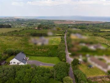 Cloghaneanode, Castlegregory, Tralee, Co. Kerry, V92...
