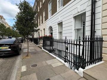 3 bed flat to rent